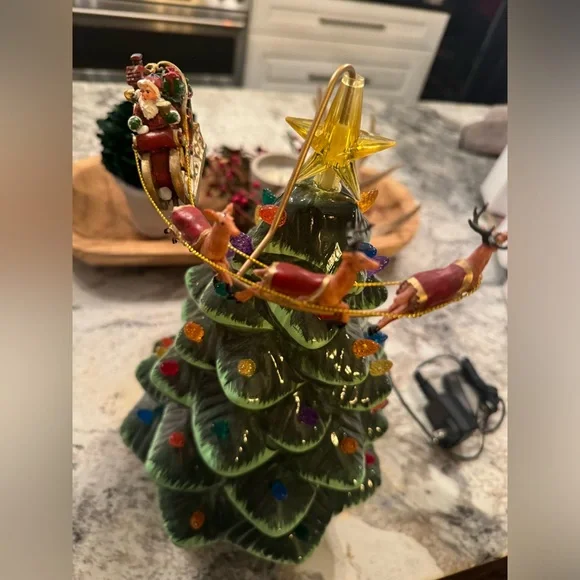 Mr. Christmas Animated Nostalgic Tree. 14.5” Tall. Like new. - Picture 3 of 13